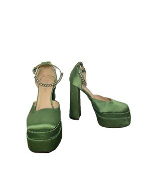 Elegant Green Satin Platform Heels with Crystal Detail